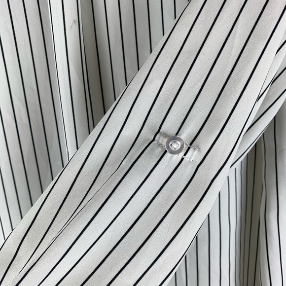 XL Vylette White & Black Pin Stripe button up Work Blouse - Picture 3 of 4